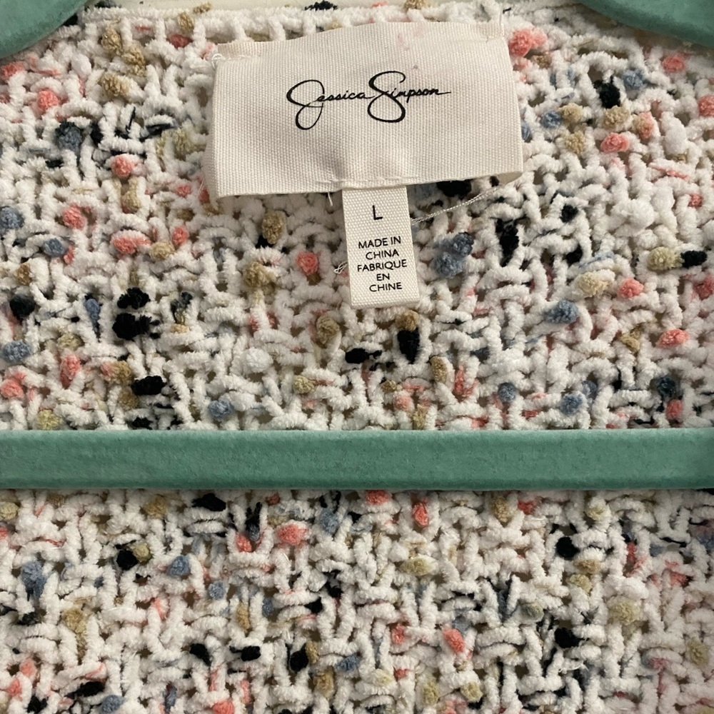 Colorful sweater - Picture 2 of 3